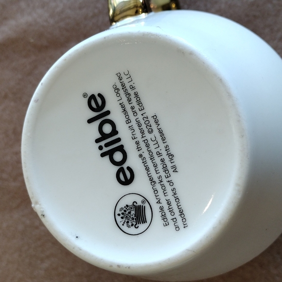 Edible Arrangements Mug Gold Handle - Picture 7 of 7